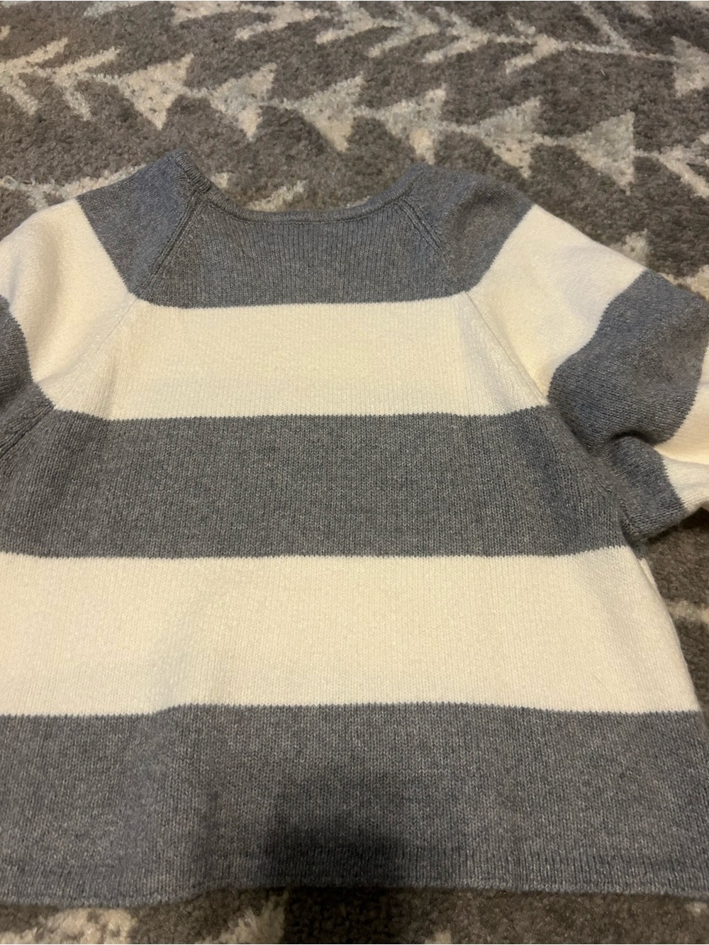 Old Navy Wide-Stripe Crewneck Sweater in Gray and Cream